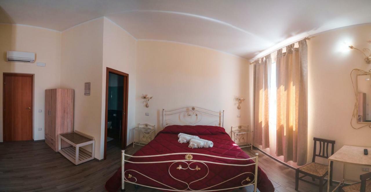 Villa Alberta Hotel Pula Bagian luar foto